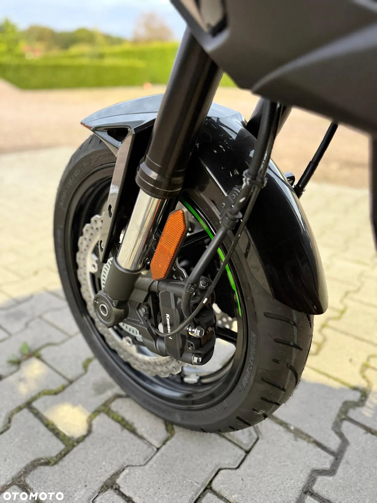 Kawasaki Versys 1000 - 10
