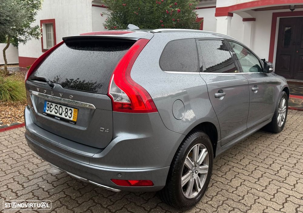 Volvo XC 60 - 4