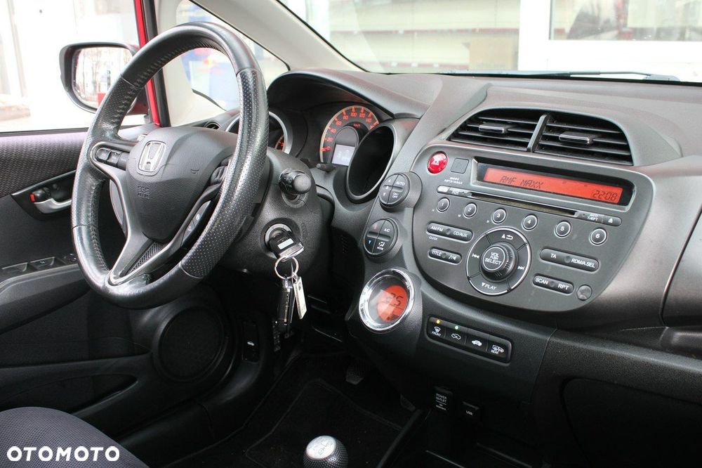 Honda Jazz 1.4 i-VTEC Comfort Plus - 24