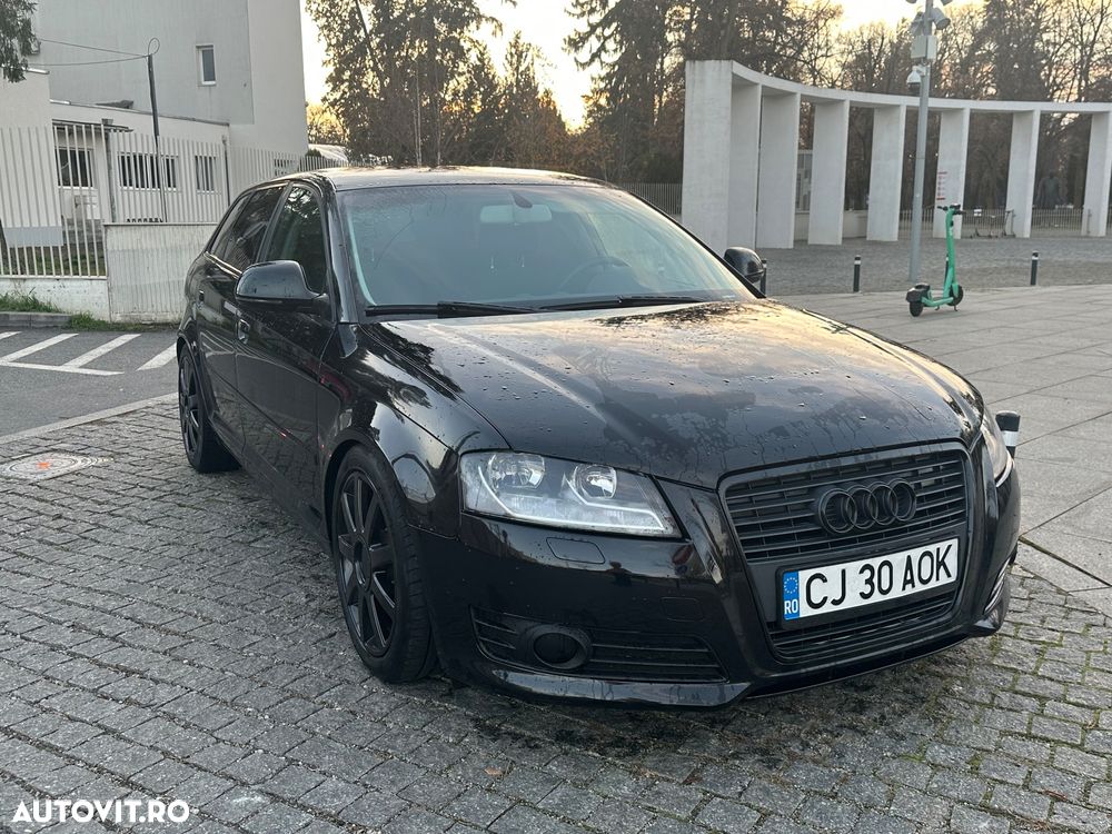 Audi A3 2.0 TDI Sportback DPF quattro Ambiente - 2