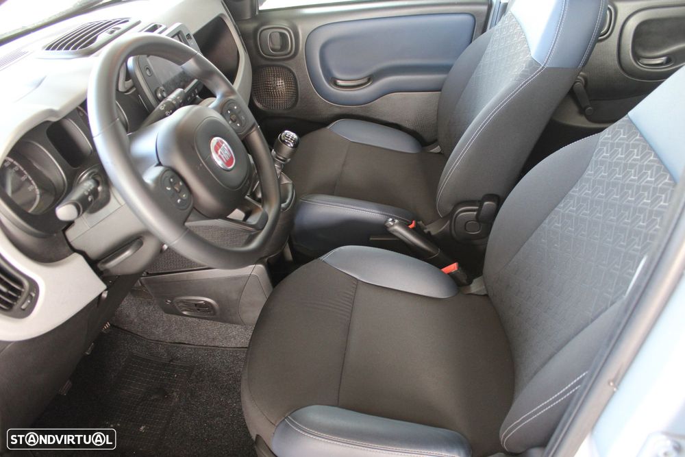 Fiat Panda 1.0 Hybrid City Cross - 2