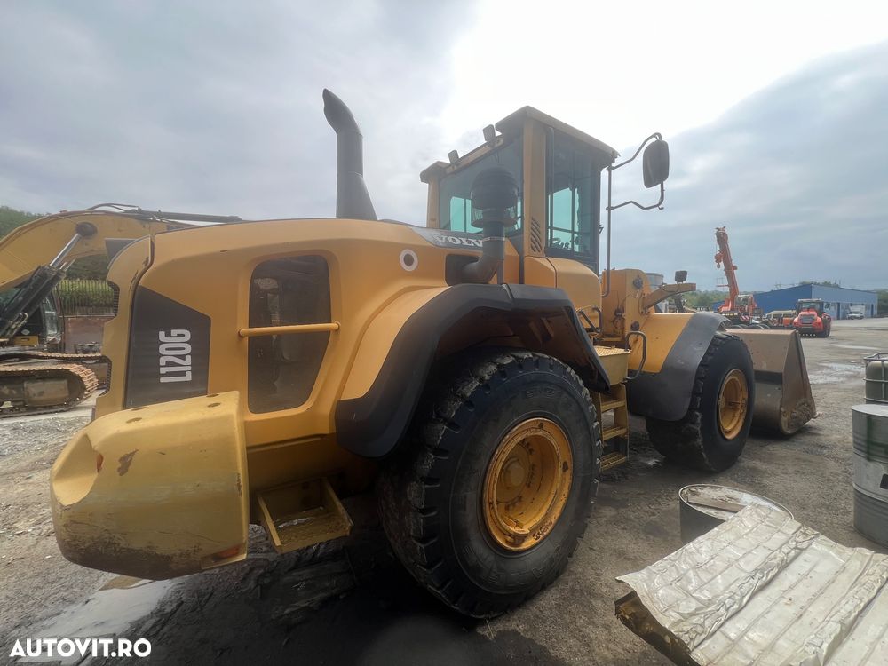 Volvo L120G - 4