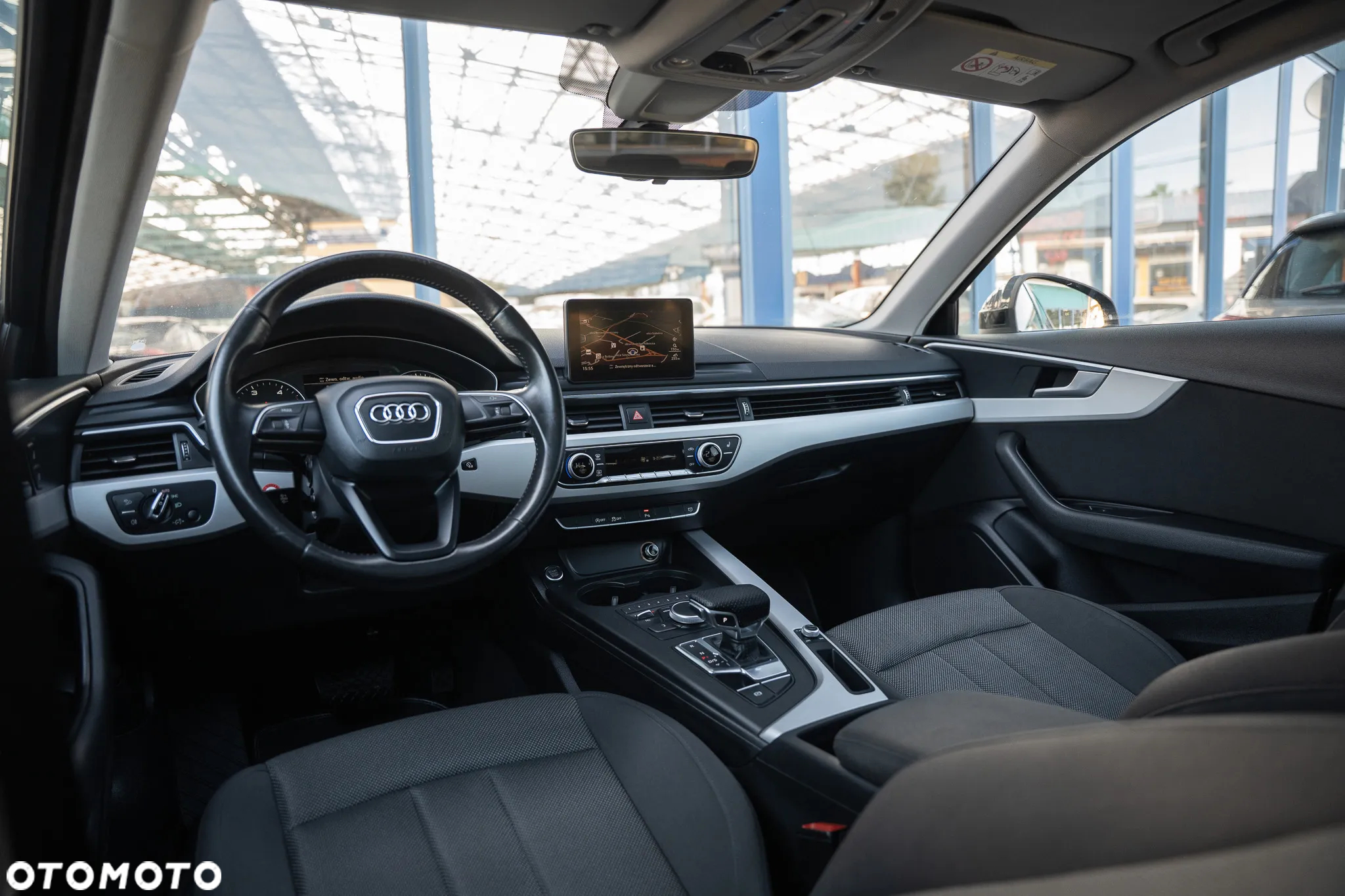 Audi A4 Avant 35 TDI S tronic - 24