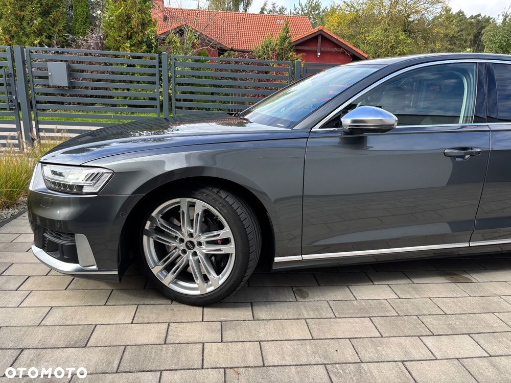 Audi S8 TFSI mHEV Quattro Tiptr - 3