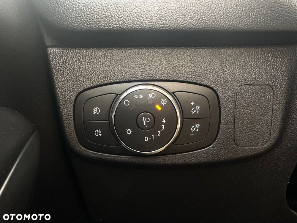 Ford Focus SW 1.5 EcoBlue Titanium X - 15