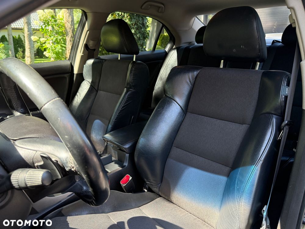 Honda Accord 2.0 Automatik Elegance - 8