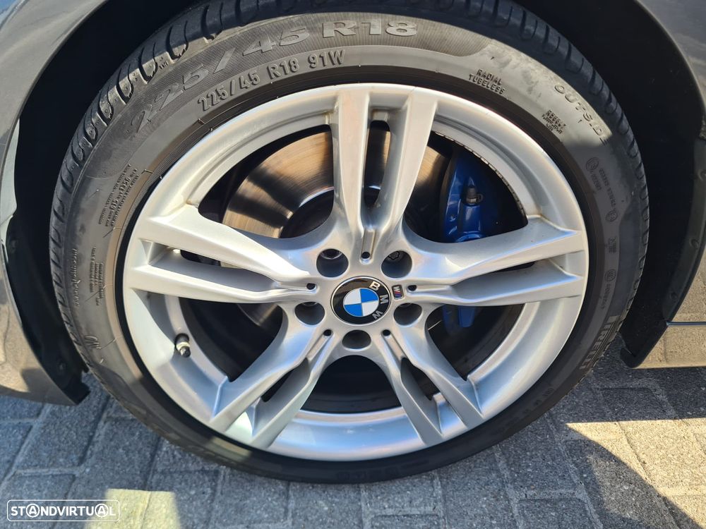 BMW 320 d Pack M Auto - 12