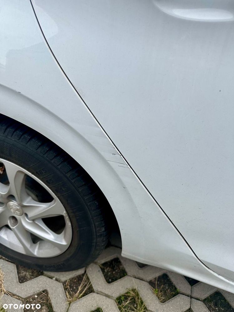 Peugeot 208 1.4 HDi Access - 5