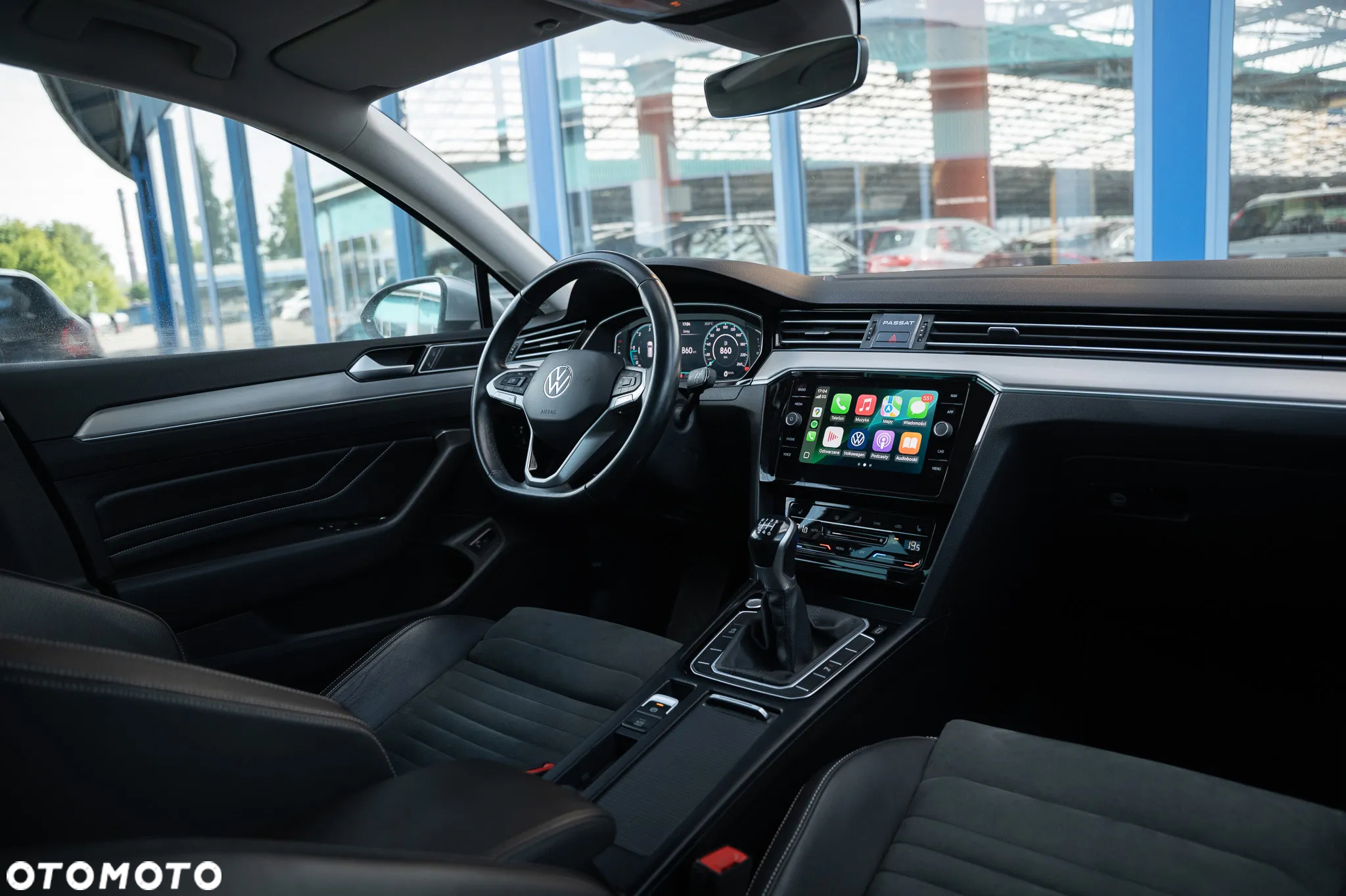 Volkswagen Passat Variant 2.0 TDI (BlueMotion Technology) Highline - 24