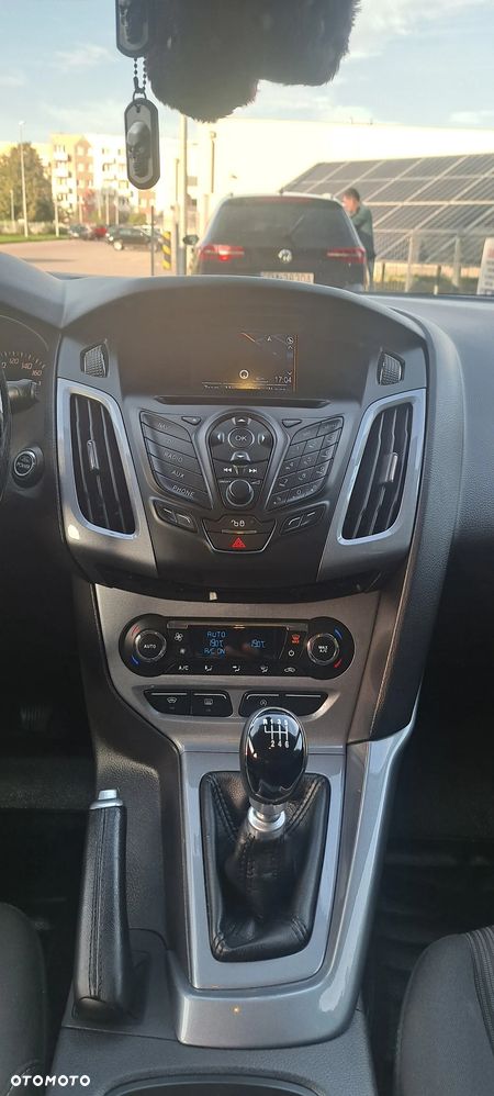 Ford Focus 1.6 EcoBoost Titanium - 8
