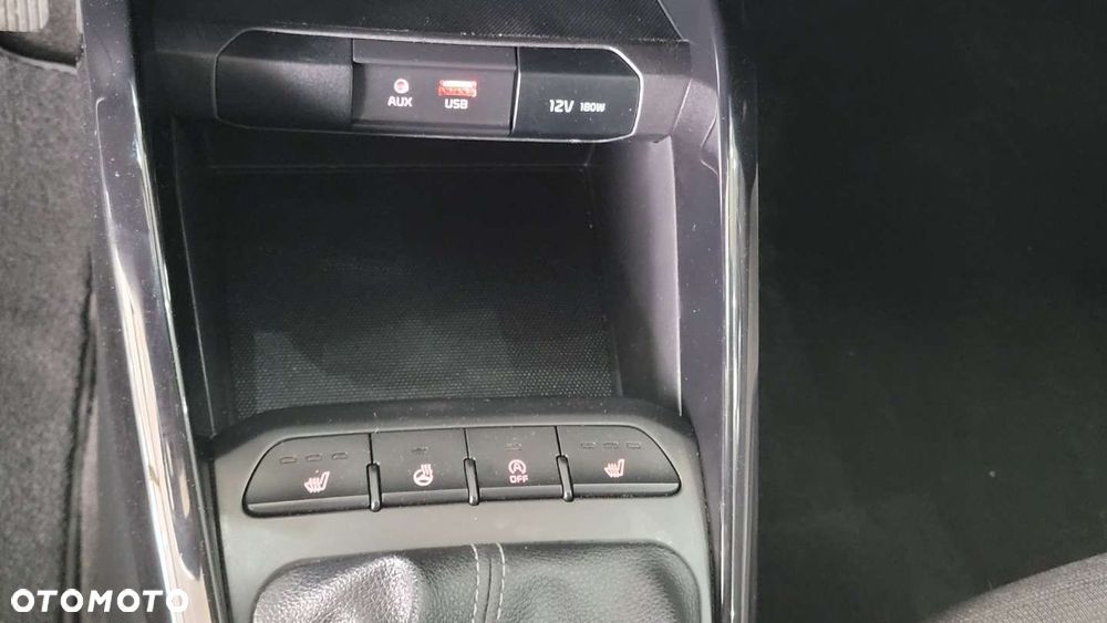 Kia Stonic - 25