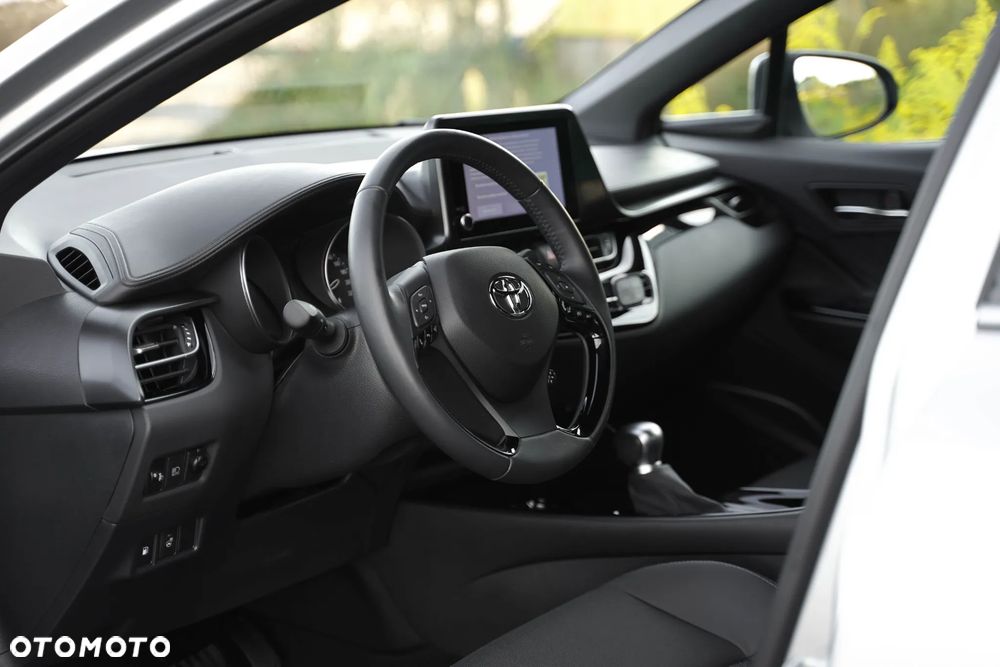Toyota C-HR - 19
