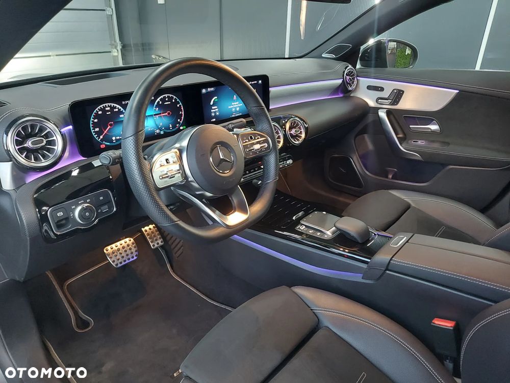 Mercedes-Benz CLA 250 4-Matic AMG Line 7G-DCT - 7