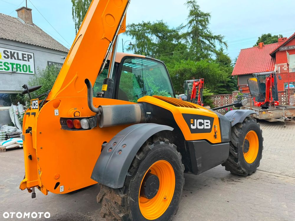 JCB 536-70 Agri Xtra - 19