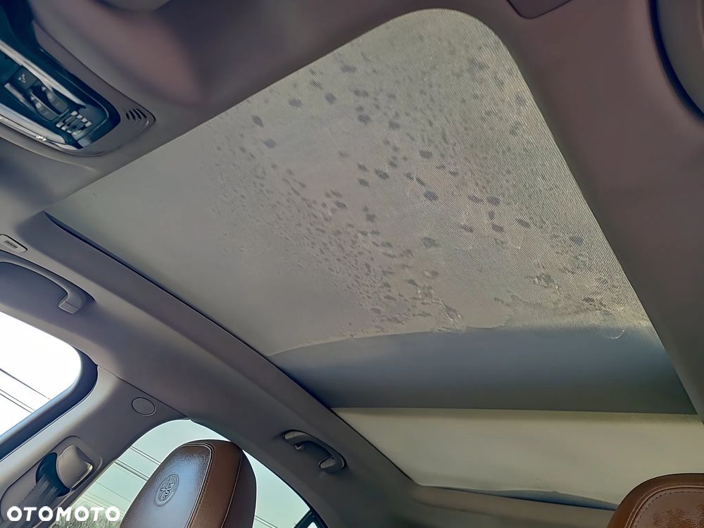 Alfa Romeo Stelvio 2.0 Turbo 16V AT8-Q4 Ti - 18