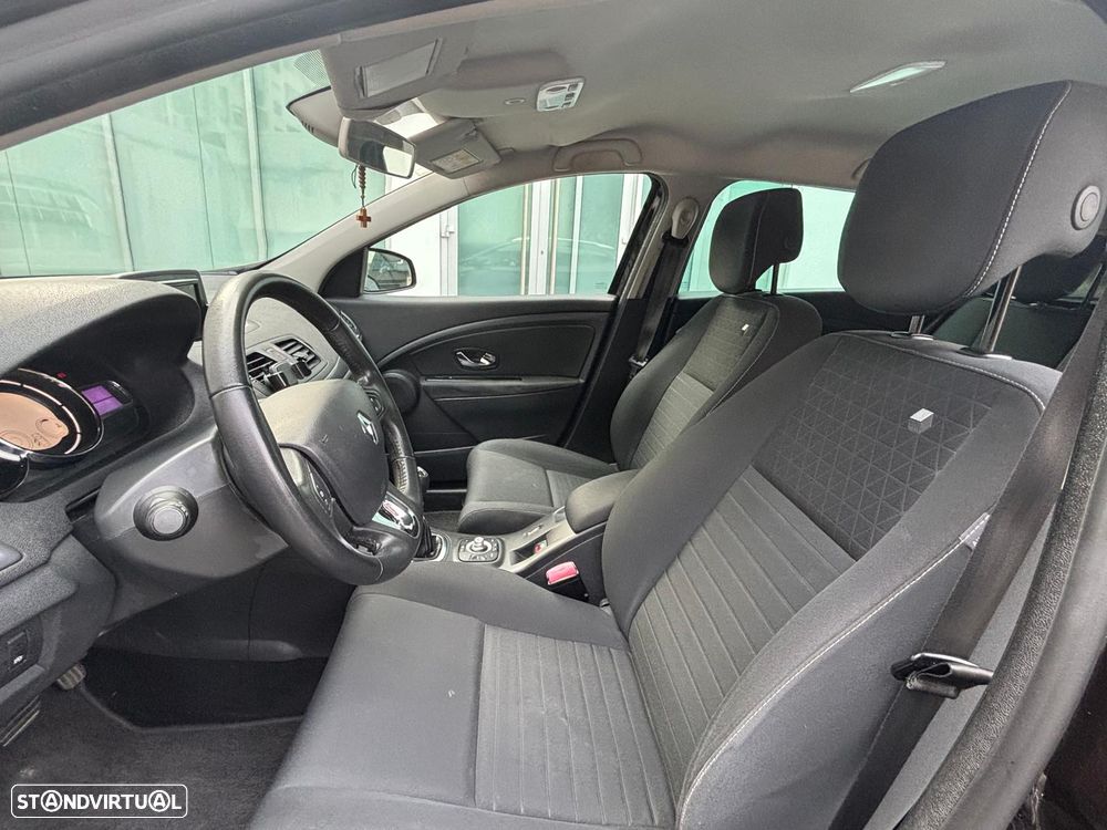 Renault Mégane Sport Tourer 1.5 dCi Dynamique S SS - 12