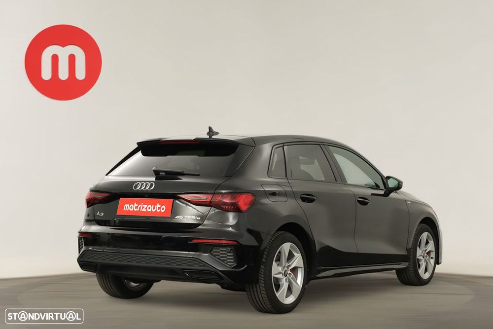 Audi A3 Sportback 45 TFSIe S line - 4