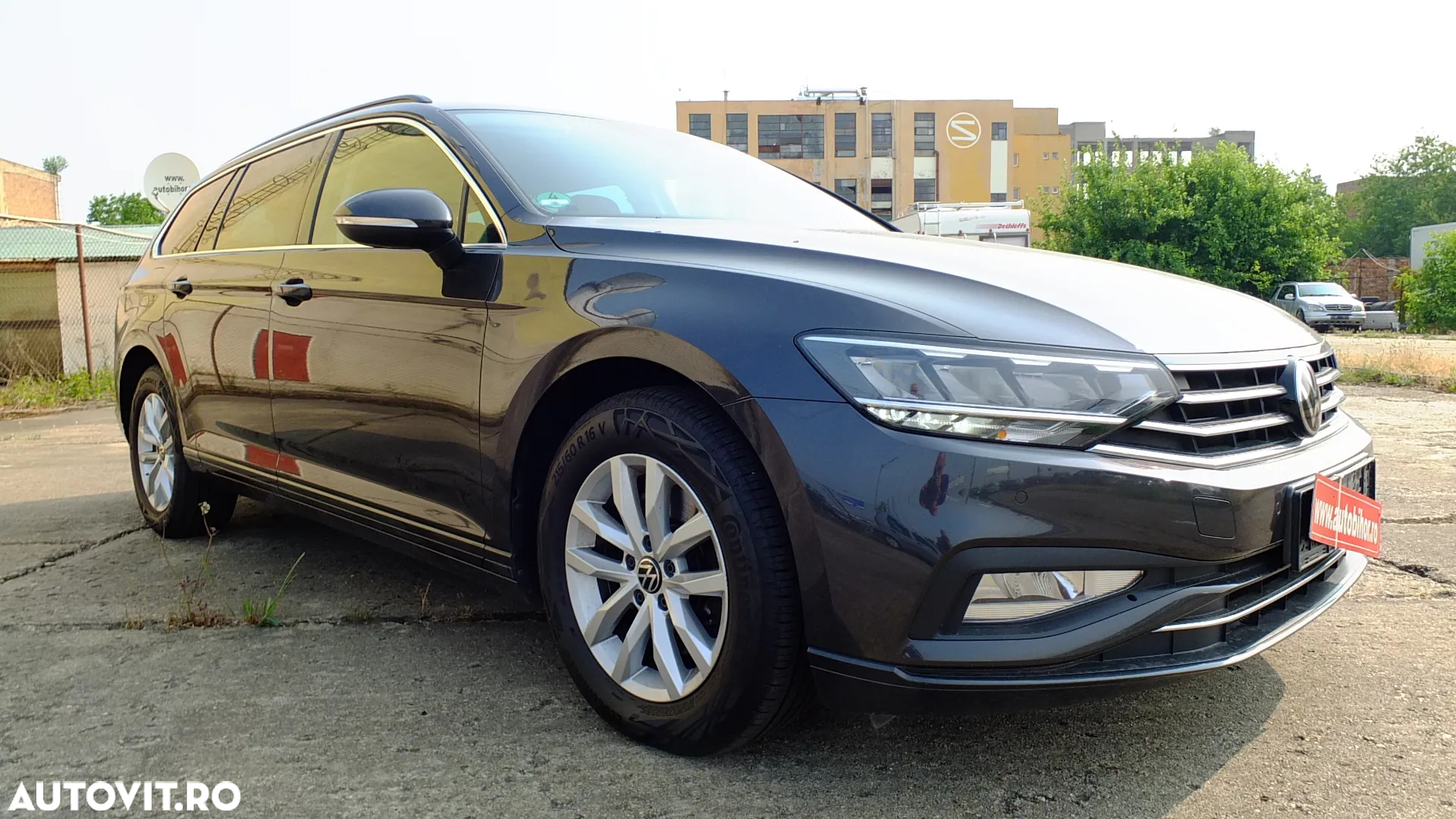 Volkswagen Passat Variant 2.0 TDI DSG Comfortline - 8