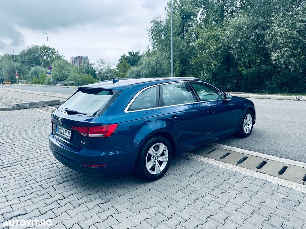 Audi A4 Avant 2.0 TDI S tronic Sport - 4
