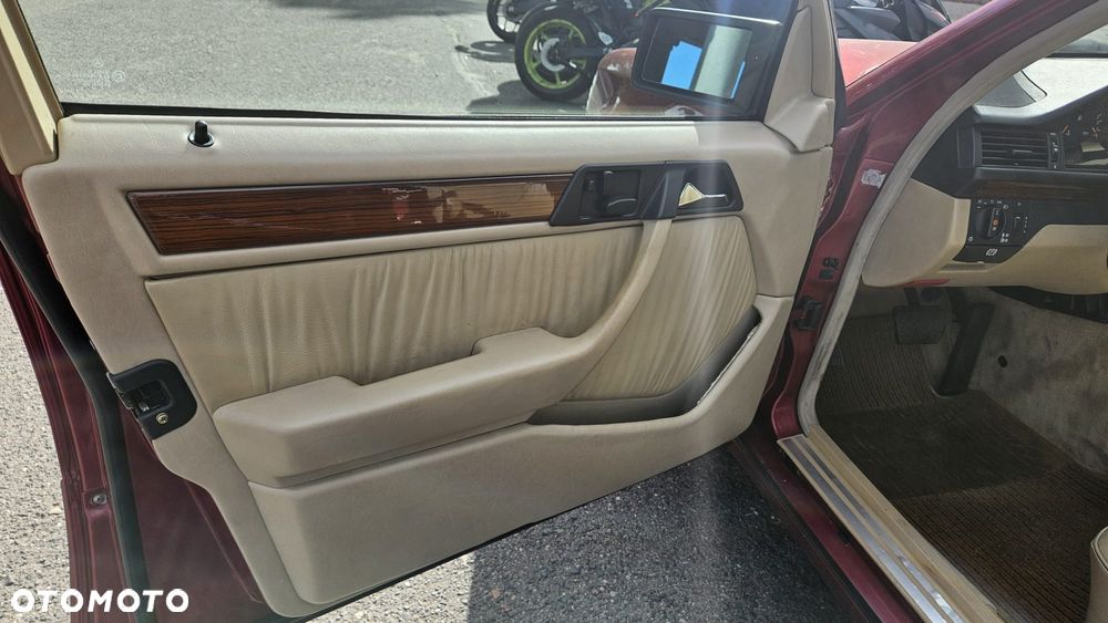 Mercedes-Benz Klasa E - 6