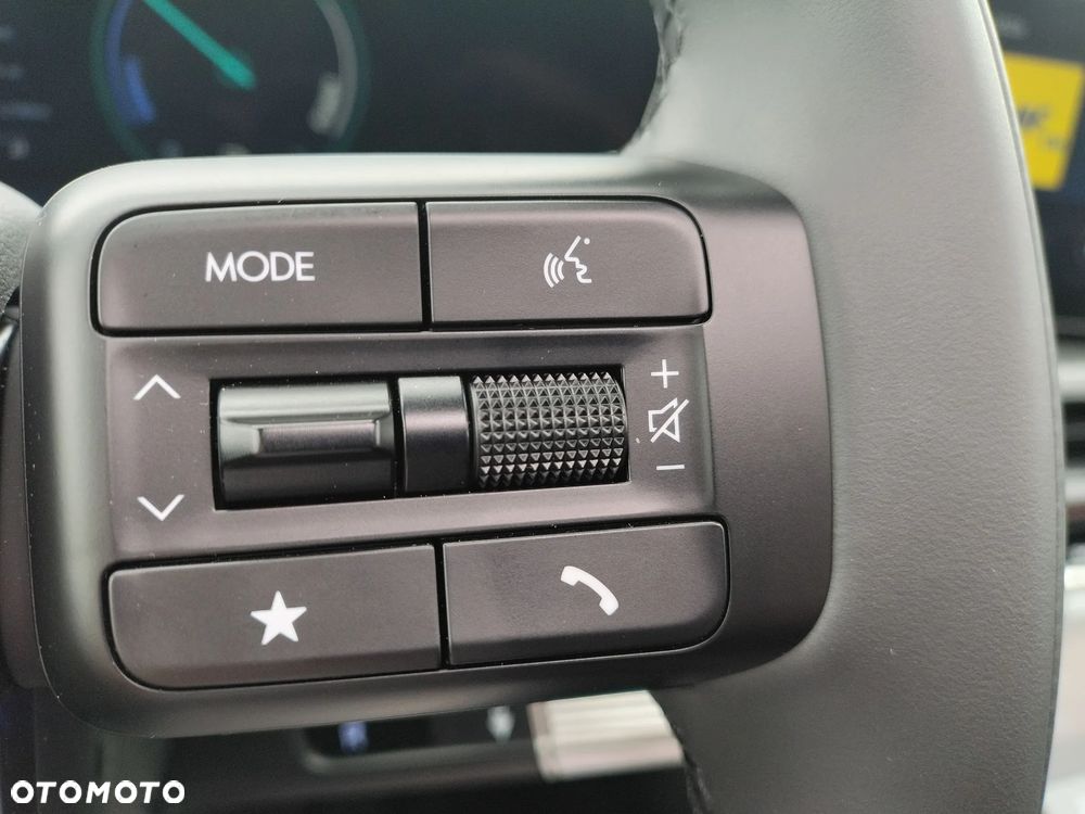 Hyundai Santa Fe 1.6 T-GDI HEV Calligraphy 4WD 6os - 29