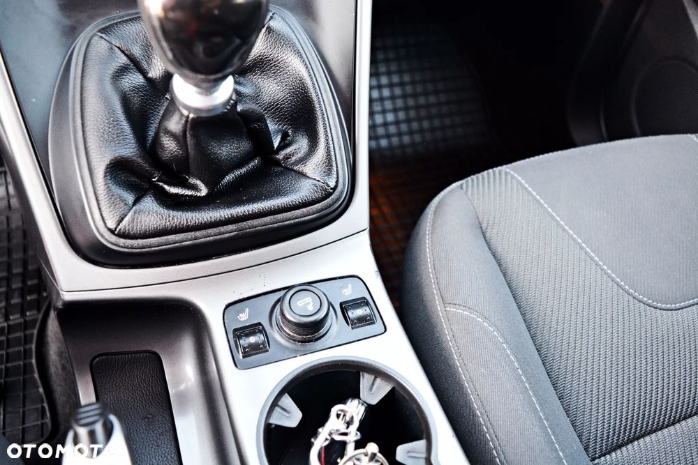 Ford Kuga 1.5 EcoBoost 2x4 Black & Silver - 10