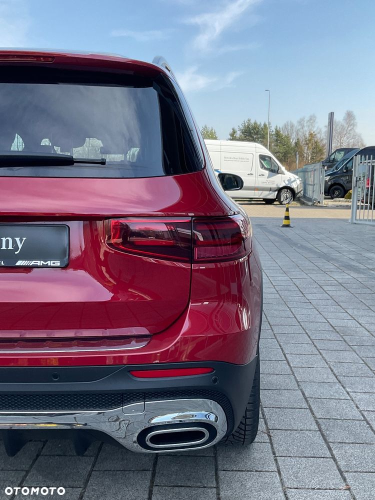 Mercedes-Benz GLB 200 d AMG Line 8G-DCT - 20