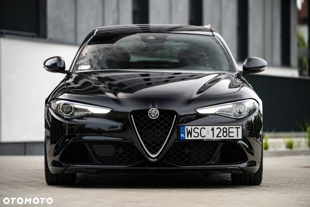 Alfa Romeo Giulia 2.9 Bi Turbo V6 Quadrifoglio - 4