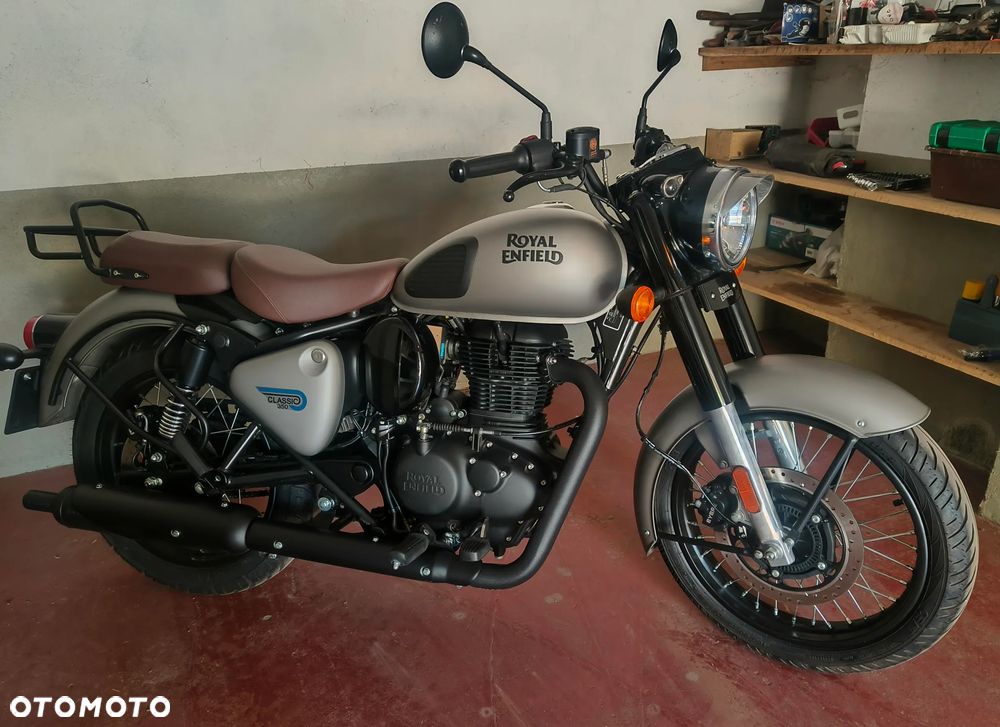 Royal Enfield Classic - 3
