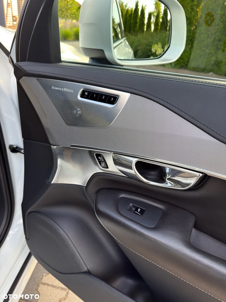 Volvo XC 90 D5 AWD Geartronic RDesign - 6