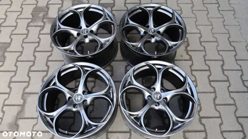 FELGI ALFA ROMEO GIULIA Q4 QUADRIFOGLIO 19'' - 3