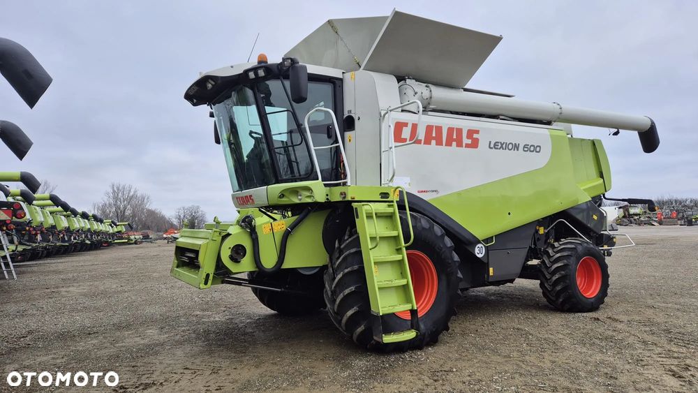 Claas Lexion 600 z hederem - 1