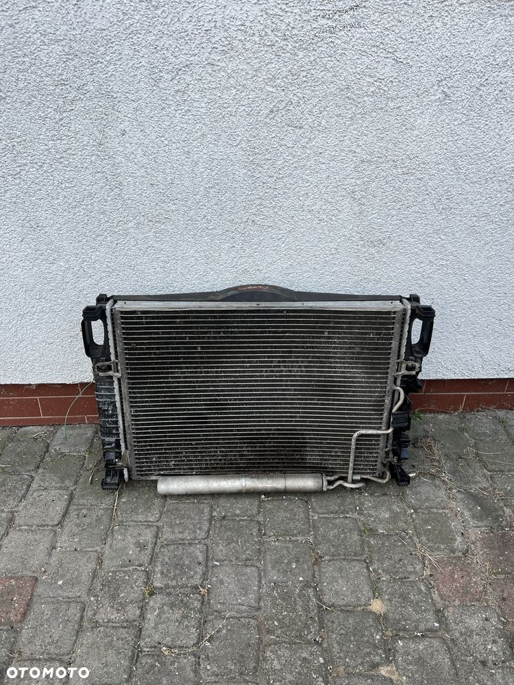 Chłodnica wody klimatyzacji benzyna 3.5 Mercedes cls w219 e klasa w211
