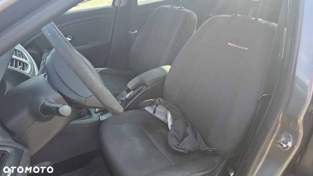 Renault Fluence - 15