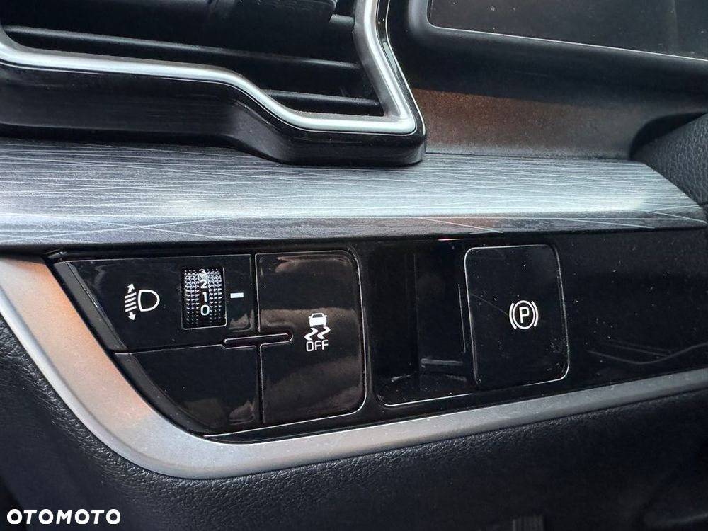 Kia Sportage 1.6 T-GDI L 2WD DCT - 19