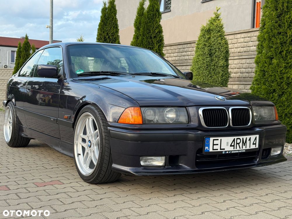 BMW Seria 3 316i - 32