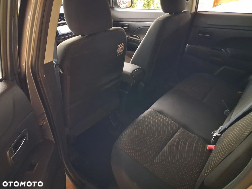 Mitsubishi ASX 1.6 Invite Navi - 14