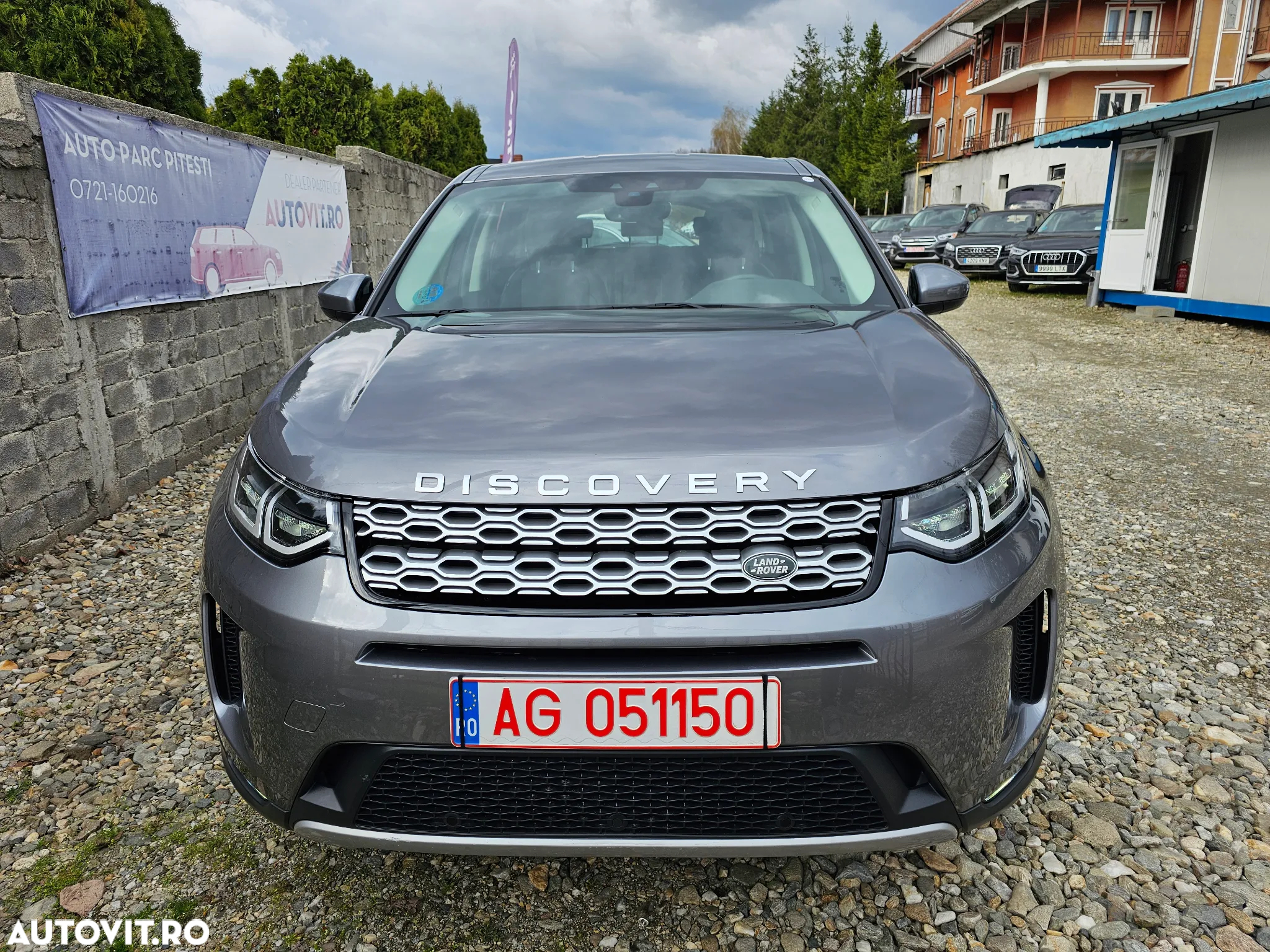 Land Rover Discovery Sport 2.0 D180 MHEV SE - 14