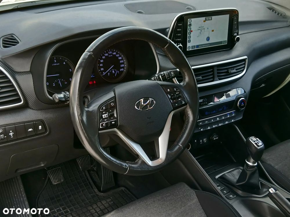 Hyundai Tucson 1.6 CRDi Modern - 23