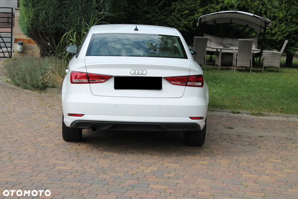 Audi A3 Limousine 30 TFSI S tronic - 13