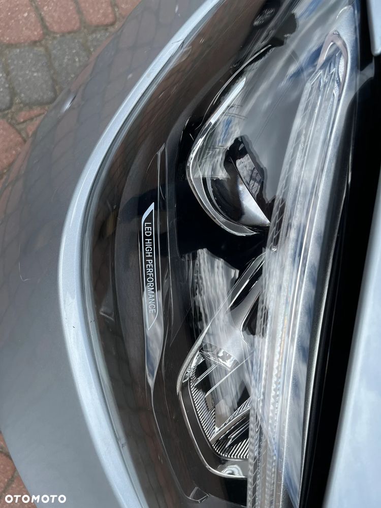 Mercedes-Benz Klasa C 220 d 9G-TRONIC - 38