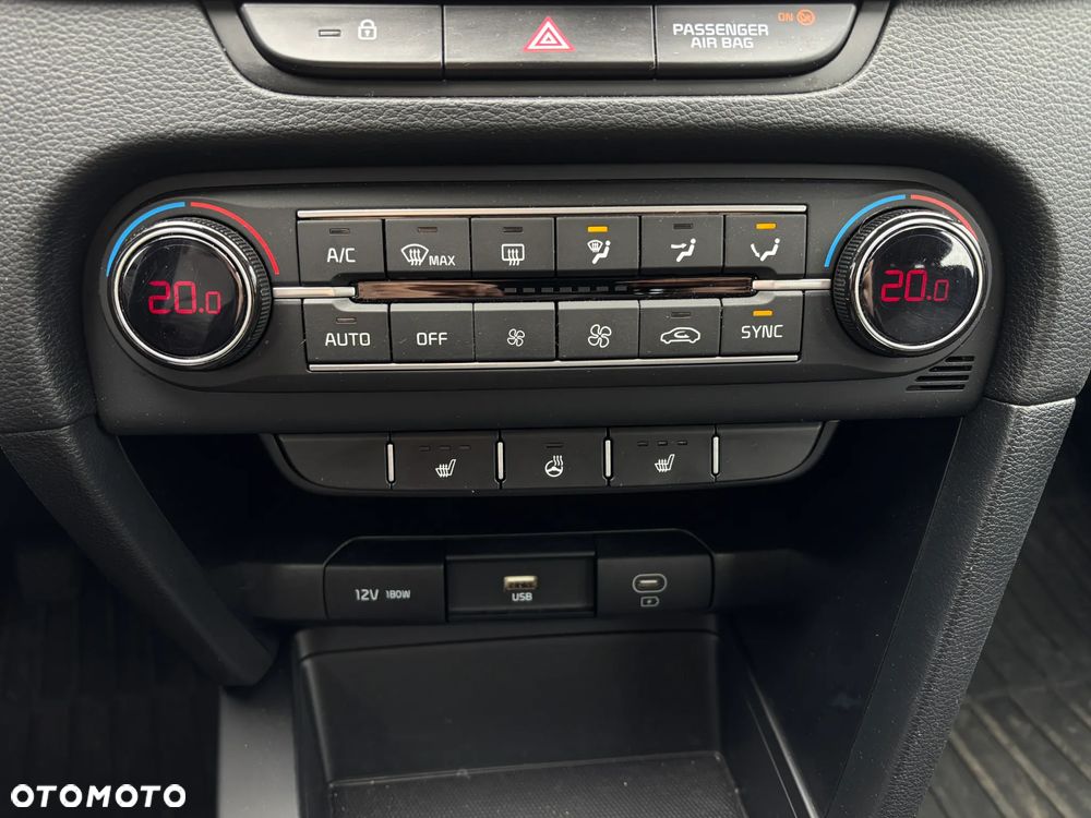 Kia Ceed 1.5 T-GDI M - 16
