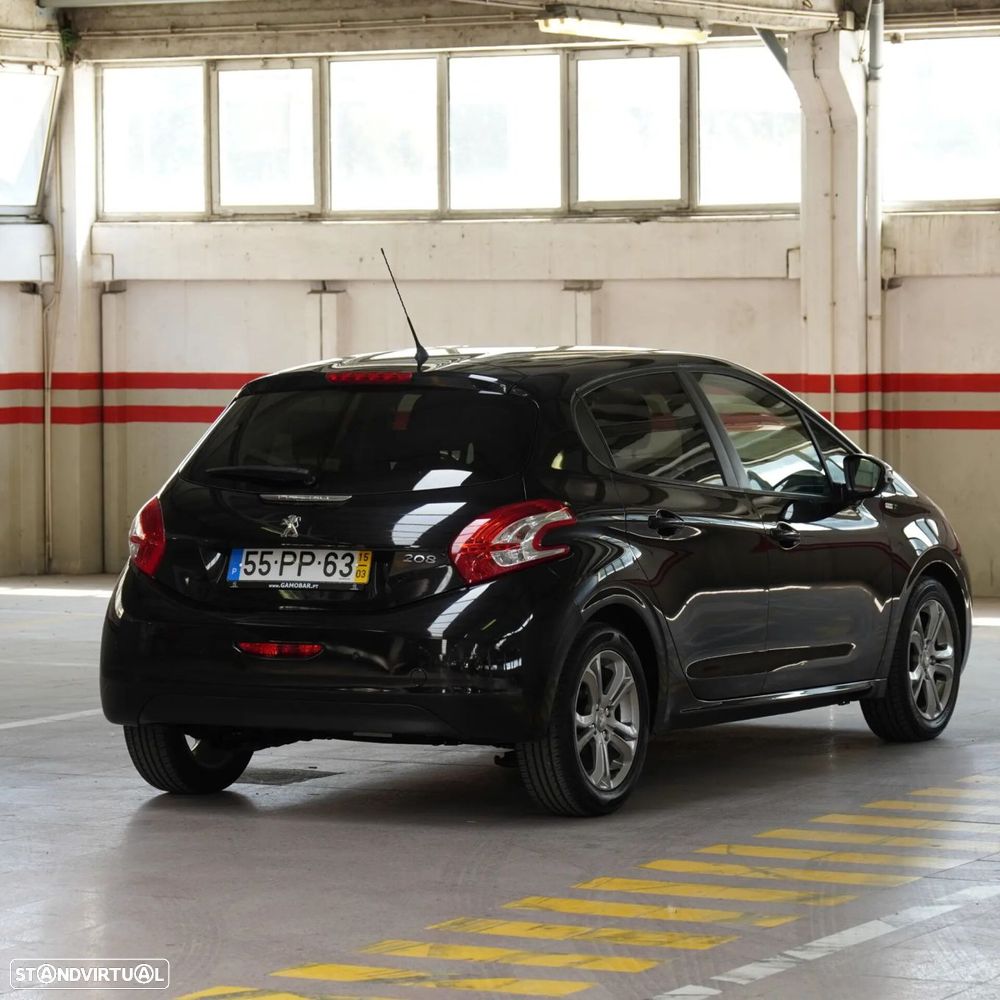 Peugeot 208 1.2 PureTech Style - 8