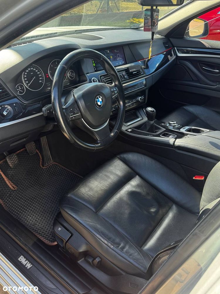 BMW Seria 5 520d - 16