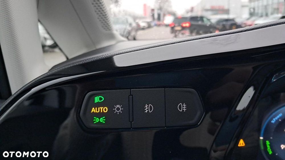 Ford Transit Connect - 8