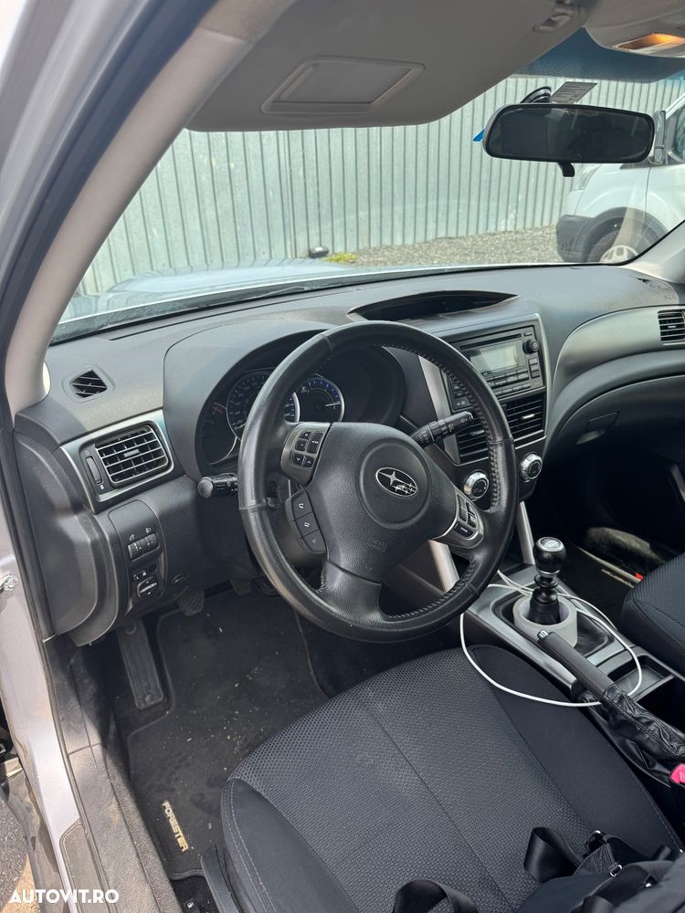 Subaru Forester 2.0D Edition - 7