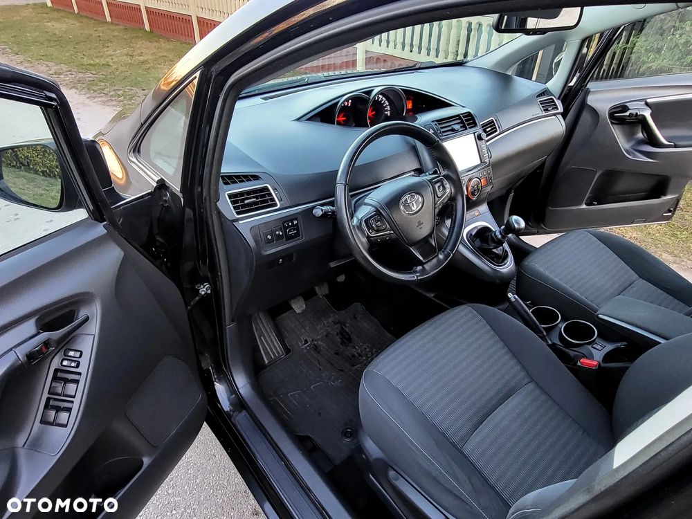 Toyota Verso 1.8 7-Sitzer Edition S - 7