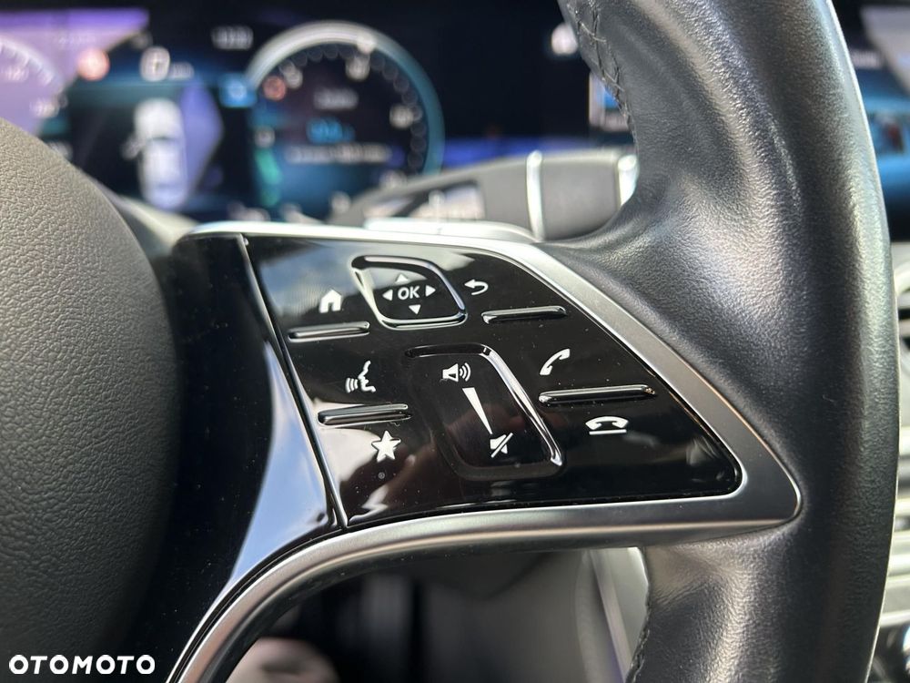 Mercedes-Benz Klasa E 220 d 4-Matic Avantgarde - 24