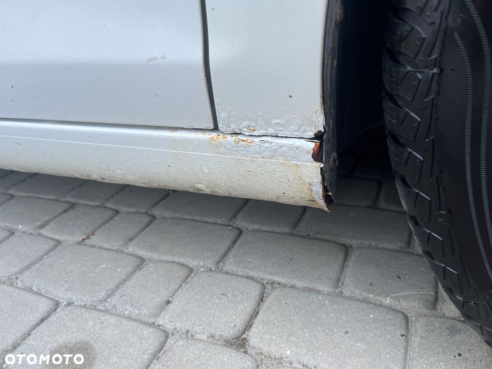 Volkswagen Golf 2.0 TDI Highline - 29