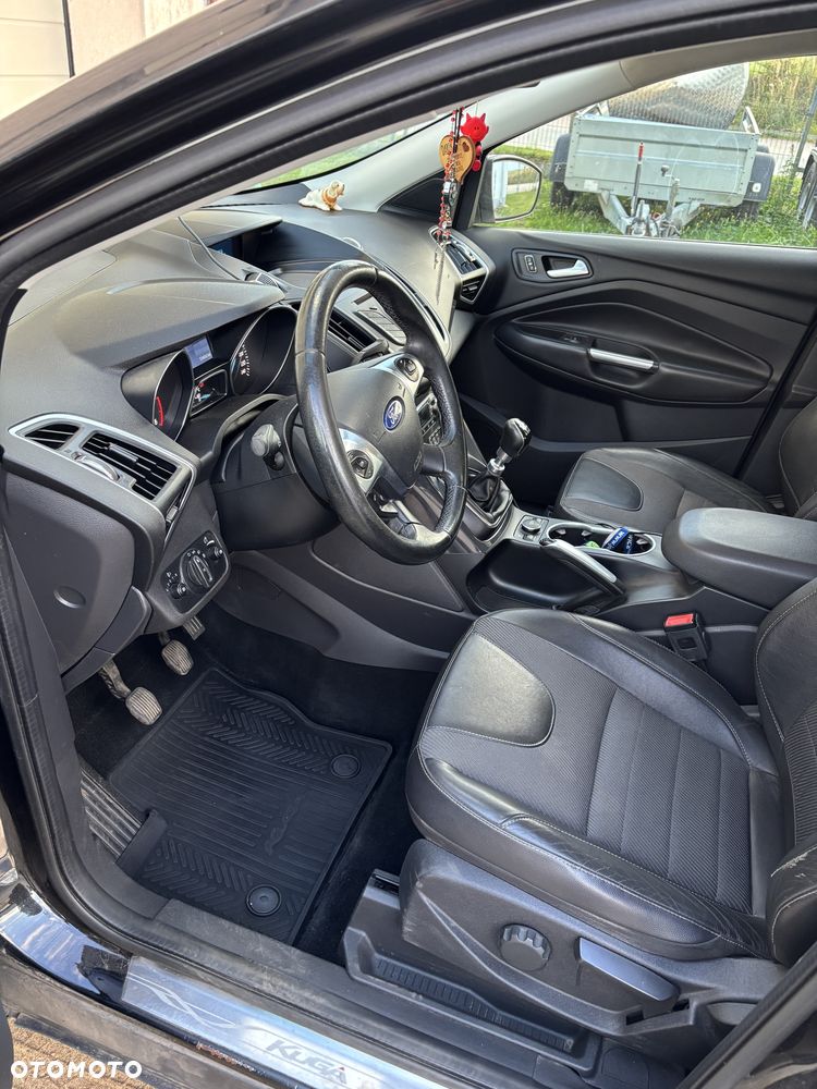 Ford Kuga - 8